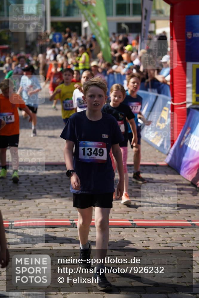 13.06.2025 - Holstenköstenlauf Felixshl http://msf.ph/oto/7926232 13.06.2025 16:36:53 Laufen 21, 25, 58, 61, 154, 381, 517, 522, 523, 632, 777, 789, 793, 899, 1015, 1026, 1131, 1238, 1273, 1353 meine-sportfotos.de