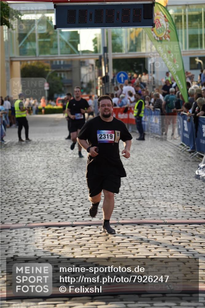 13.06.2025 - Holstenköstenlauf Felixshl http://msf.ph/oto/7926247 13.06.2025 20:14:23 Laufen 2319, 2903, 3915, 3935 meine-sportfotos.de