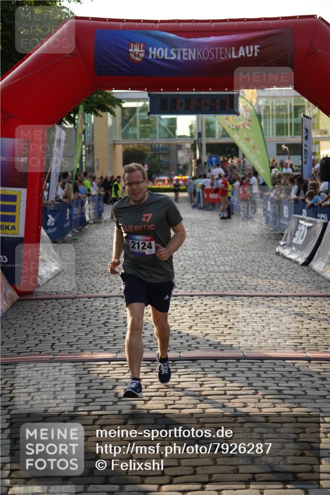 13.06.2025 - Holstenköstenlauf Felixshl http://msf.ph/oto/7926287 13.06.2025 20:14:46 Laufen 2124 meine-sportfotos.de