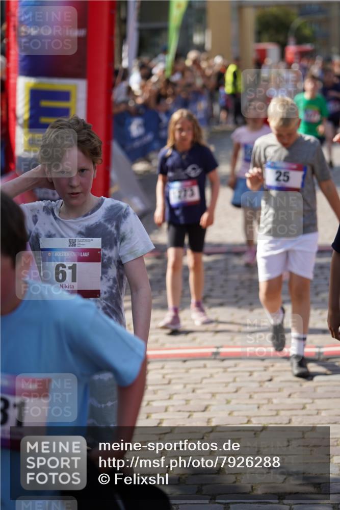 13.06.2025 - Holstenköstenlauf Felixshl http://msf.ph/oto/7926288 13.06.2025 16:37:03 Laufen 25, 380, 386, 508, 908, 917, 1026, 1077, 1247, 1270, 1273 meine-sportfotos.de