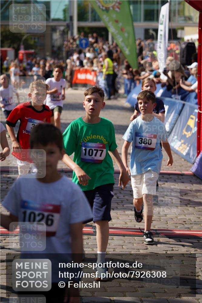 13.06.2025 - Holstenköstenlauf Felixshl http://msf.ph/oto/7926308 13.06.2025 16:37:06 Laufen 380, 386, 508, 511, 906, 908, 917, 1019, 1077, 1079, 1247, 1270 meine-sportfotos.de