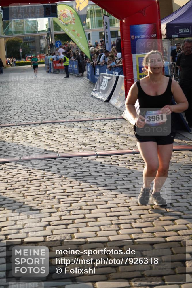 13.06.2025 - Holstenköstenlauf Felixshl http://msf.ph/oto/7926318 13.06.2025 20:15:08 Laufen 3961 meine-sportfotos.de