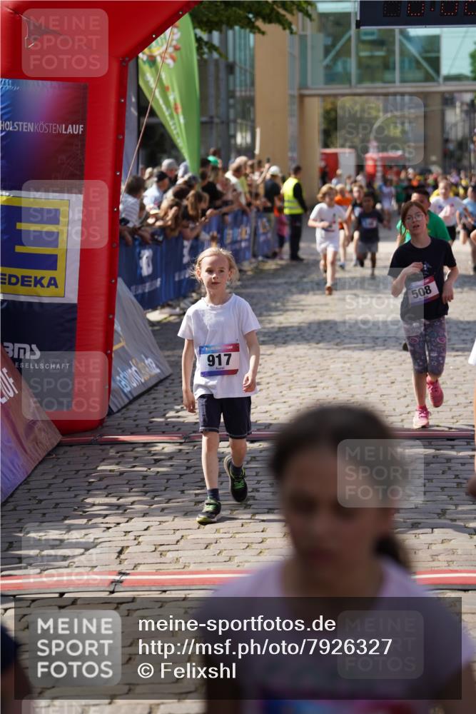 13.06.2025 - Holstenköstenlauf Felixshl http://msf.ph/oto/7926327 13.06.2025 16:37:10 Laufen 148, 375, 379, 508, 511, 630, 906, 908, 917, 1019, 1079, 1133, 1171 meine-sportfotos.de