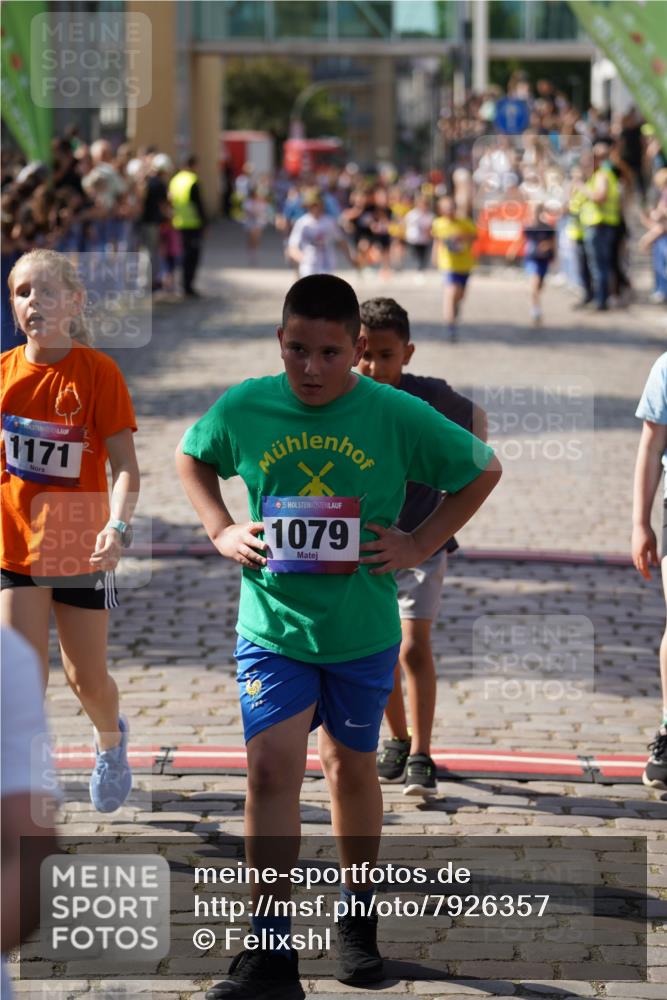 13.06.2025 - Holstenköstenlauf Felixshl http://msf.ph/oto/7926357 13.06.2025 16:37:19 Laufen 148, 369, 375, 379, 630, 647, 657, 796, 1098, 1129, 1133, 1170, 1171, 1274 meine-sportfotos.de