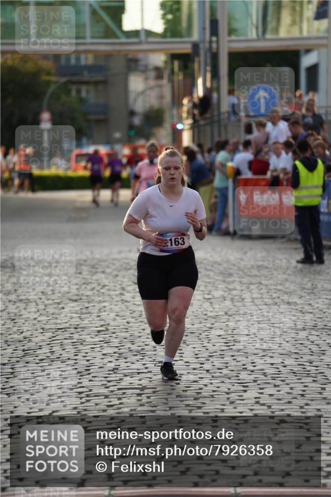 13.06.2025 - Holstenköstenlauf Felixshl http://msf.ph/oto/7926358 13.06.2025 20:16:19 Laufen 2076, 2163 meine-sportfotos.de