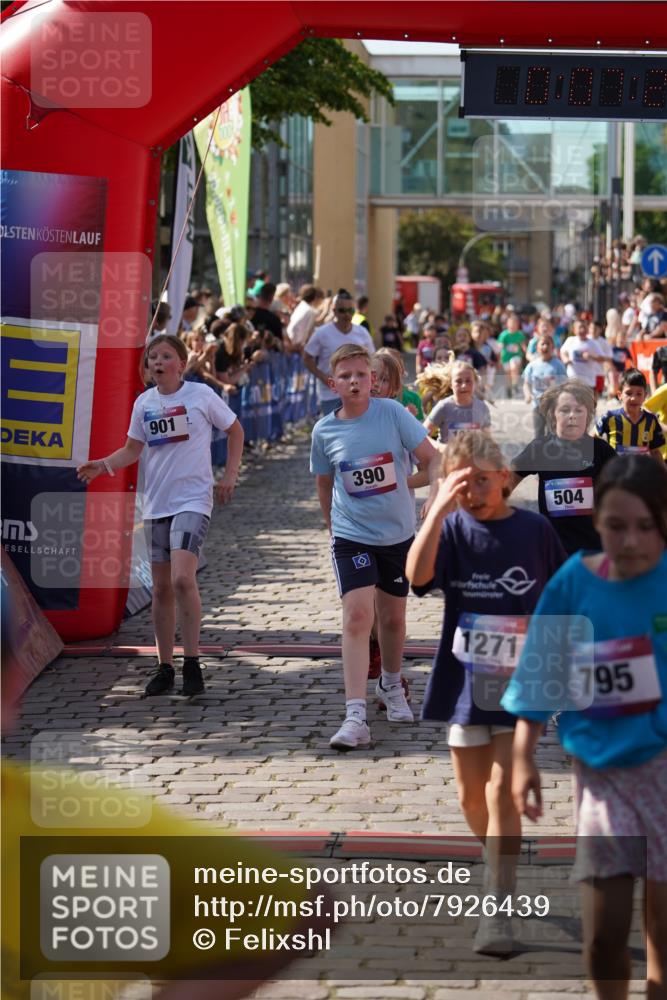 13.06.2025 - Holstenköstenlauf Felixshl http://msf.ph/oto/7926439 13.06.2025 16:37:38 Laufen 116, 132, 149, 236, 238, 370, 390, 504, 532, 640, 645, 656, 759, 762, 767, 776, 795, 900, 901, 905, 1012, 1021, 1022, 1080, 1090, 1101, 1271, 1862 meine-sportfotos.de