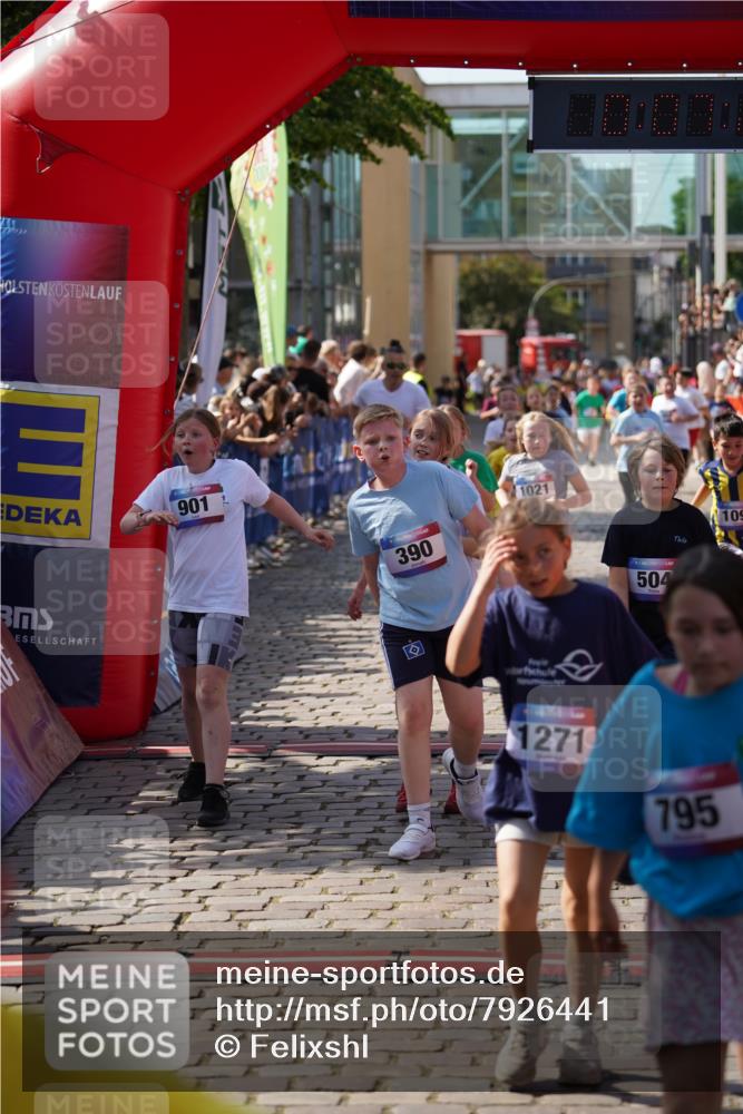 13.06.2025 - Holstenköstenlauf Felixshl http://msf.ph/oto/7926441 13.06.2025 16:37:38 Laufen 116, 132, 149, 236, 238, 370, 390, 504, 532, 640, 645, 656, 759, 762, 767, 776, 795, 900, 901, 905, 1012, 1021, 1022, 1080, 1090, 1101, 1271, 1862 meine-sportfotos.de