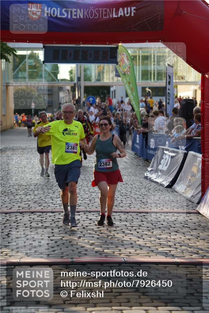 13.06.2025 - Holstenköstenlauf Felixshl http://msf.ph/oto/7926450 13.06.2025 20:17:42 Laufen 2381, 2382, 2788, 3110, 3188, 3208 meine-sportfotos.de
