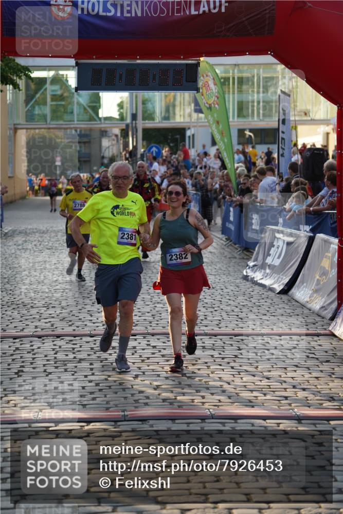 13.06.2025 - Holstenköstenlauf Felixshl http://msf.ph/oto/7926453 13.06.2025 20:17:42 Laufen 2381, 2382, 2788, 3110, 3188, 3208 meine-sportfotos.de