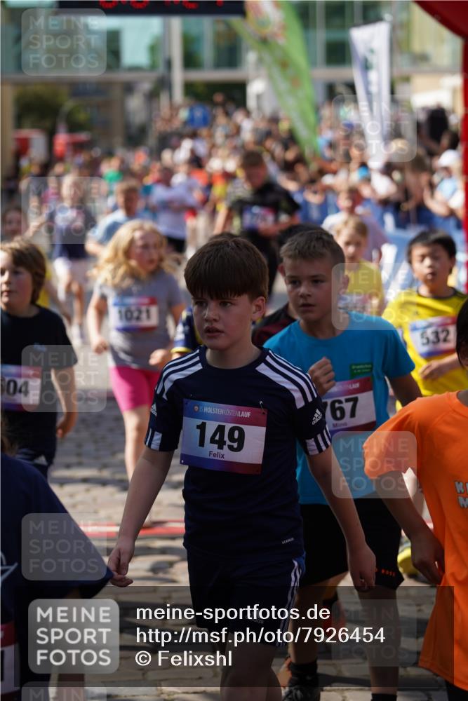 13.06.2025 - Holstenköstenlauf Felixshl http://msf.ph/oto/7926454 13.06.2025 16:37:41 Laufen 116, 132, 149, 236, 238, 251, 370, 390, 504, 509, 532, 633, 640, 645, 656, 759, 762, 767, 773, 776, 900, 901, 905, 1012, 1016, 1021, 1022, 1080, 1090, 1101, 1126, 1169, 1267, 1401, 1419, 1862 meine-sportfotos.de