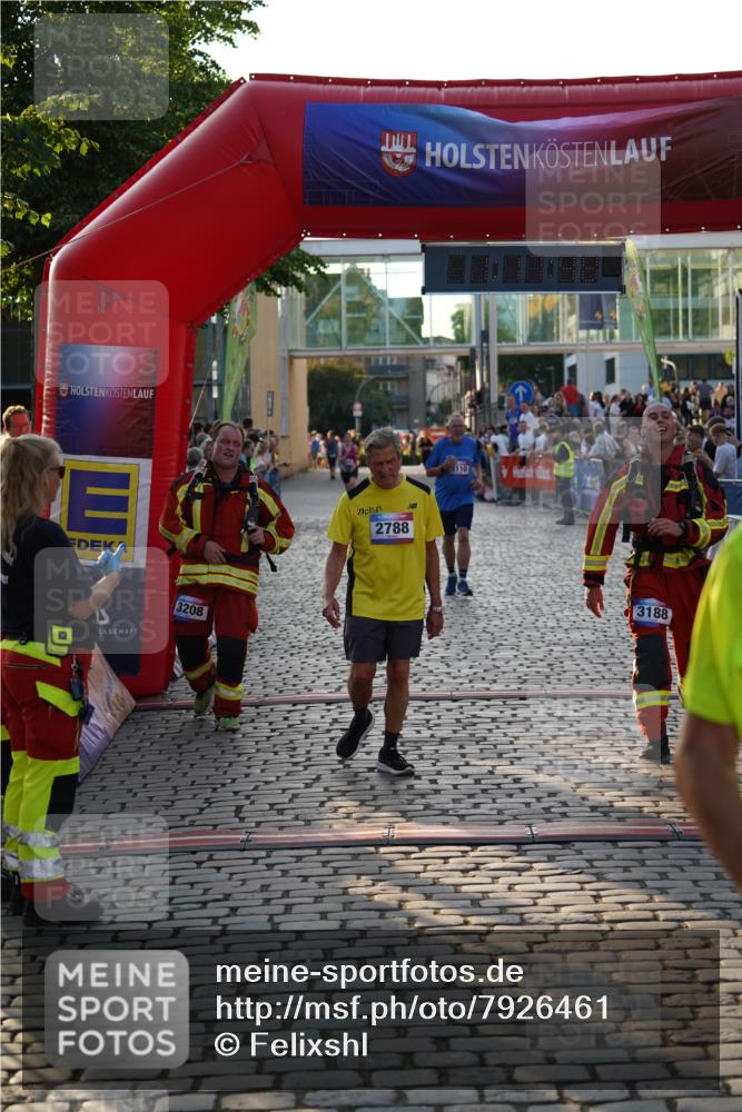 13.06.2025 - Holstenköstenlauf Felixshl http://msf.ph/oto/7926461 13.06.2025 20:17:48 Laufen 2788, 3110, 3188, 3208 meine-sportfotos.de