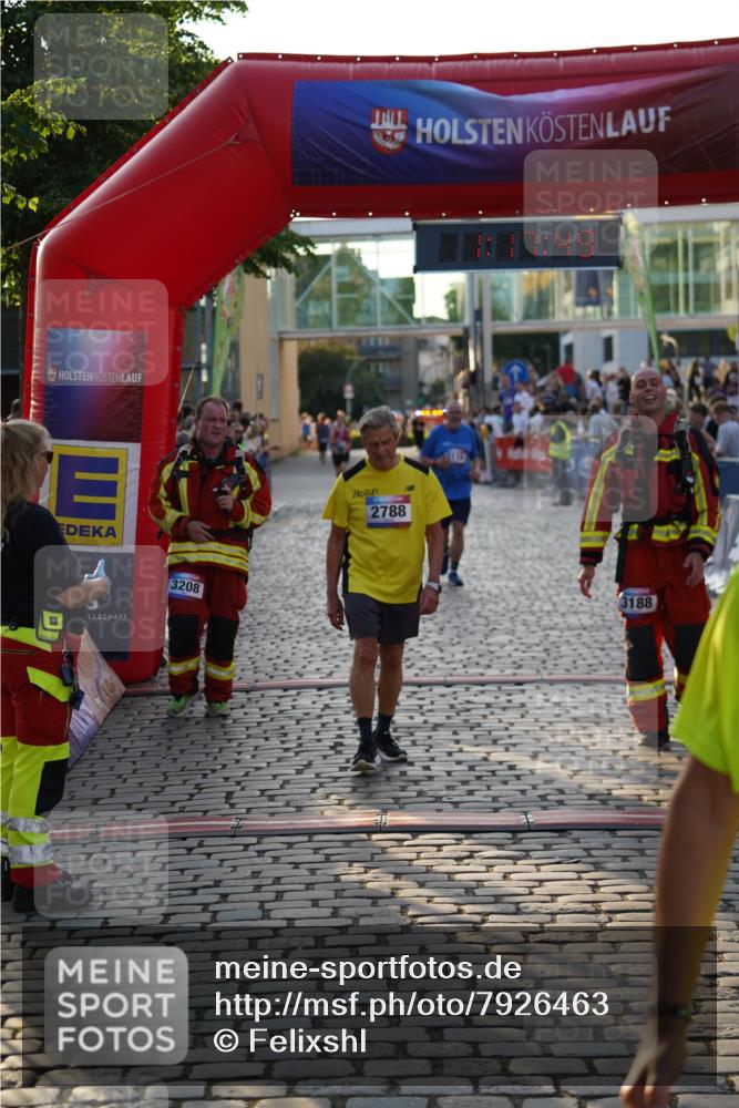 13.06.2025 - Holstenköstenlauf Felixshl http://msf.ph/oto/7926463 13.06.2025 20:17:48 Laufen 2788, 3110, 3188, 3208 meine-sportfotos.de