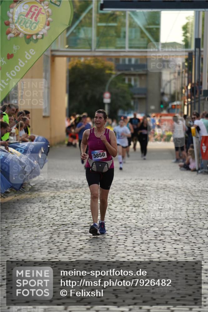 13.06.2025 - Holstenköstenlauf Felixshl http://msf.ph/oto/7926482 13.06.2025 20:17:58 Laufen 3850 meine-sportfotos.de