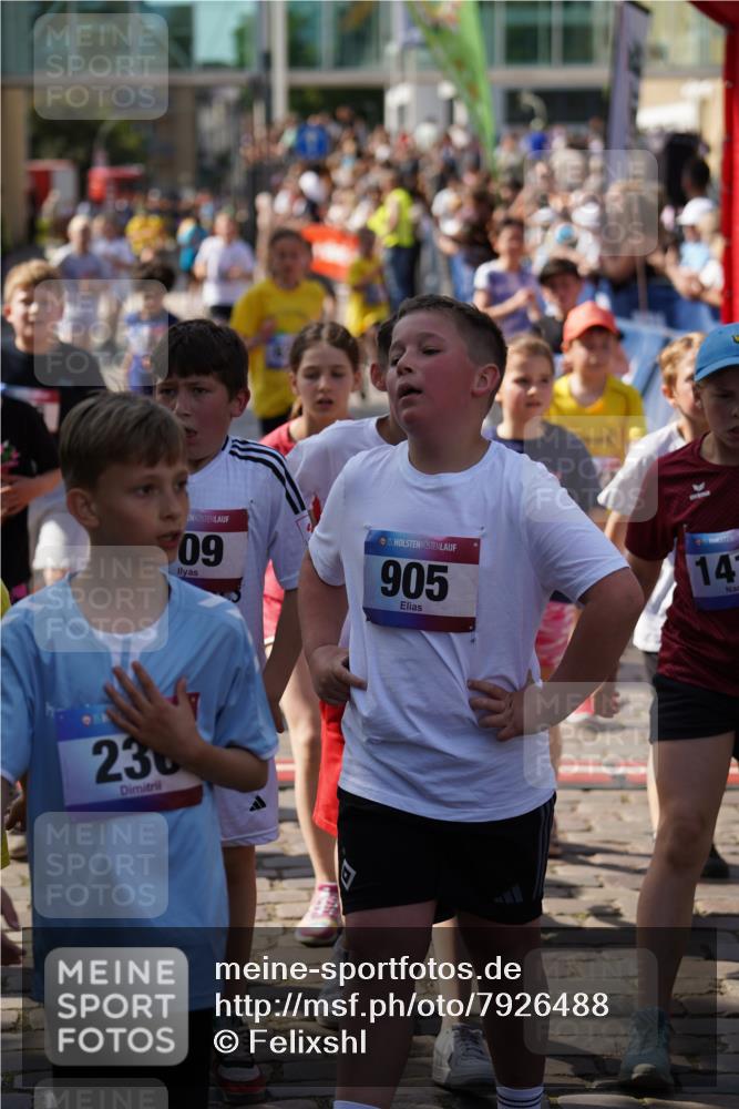 13.06.2025 - Holstenköstenlauf Felixshl http://msf.ph/oto/7926488 13.06.2025 16:37:51 Laufen 251, 509, 516, 633, 637, 638, 639, 643, 760, 773, 786, 902, 912, 1014, 1016, 1018, 1084, 1126, 1169, 1267, 1401, 1419, 1836 meine-sportfotos.de
