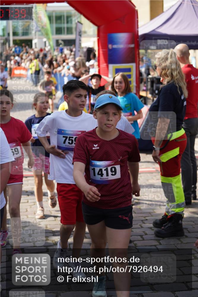 13.06.2025 - Holstenköstenlauf Felixshl http://msf.ph/oto/7926494 13.06.2025 16:37:53 Laufen 516, 633, 637, 638, 639, 643, 760, 773, 783, 786, 902, 912, 1014, 1018, 1084, 1246, 1401, 1419, 1836 meine-sportfotos.de