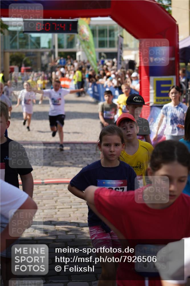 13.06.2025 - Holstenköstenlauf Felixshl http://msf.ph/oto/7926506 13.06.2025 16:37:55 Laufen 637, 638, 639, 643, 760, 783, 902, 912, 1014, 1018, 1084, 1246, 1836 meine-sportfotos.de