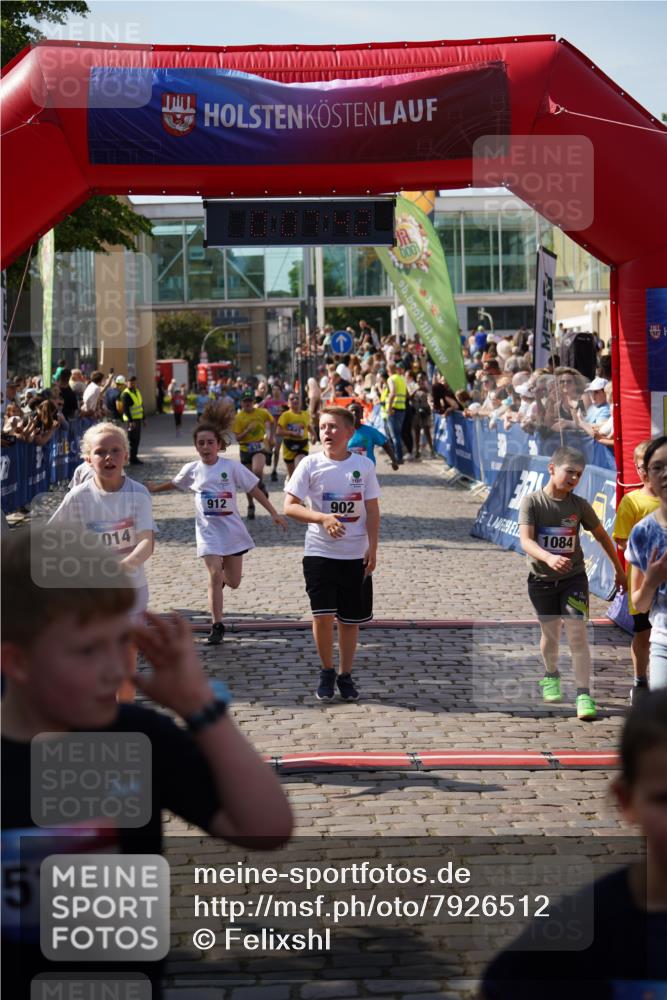 13.06.2025 - Holstenköstenlauf Felixshl http://msf.ph/oto/7926512 13.06.2025 16:37:56 Laufen 637, 638, 639, 643, 760, 783, 902, 912, 1014, 1018, 1084, 1246 meine-sportfotos.de