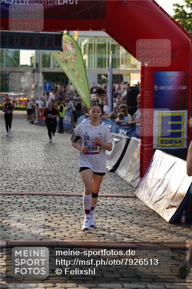 13.06.2025 - Holstenköstenlauf Felixshl http://msf.ph/oto/7926513 13.06.2025 20:18:12 Laufen 2080, 2407, 2456, 2479, 2590, 3906 meine-sportfotos.de