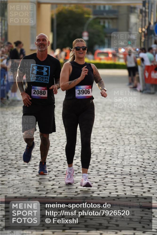 13.06.2025 - Holstenköstenlauf Felixshl http://msf.ph/oto/7926520 13.06.2025 20:18:18 Laufen 2080, 2479, 3906 meine-sportfotos.de