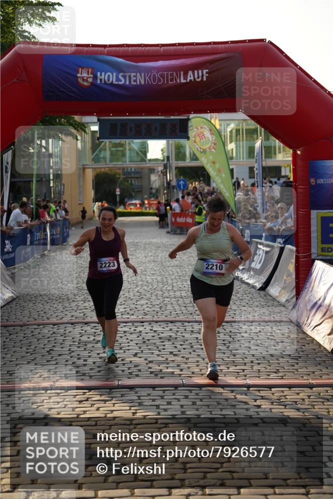 13.06.2025 - Holstenköstenlauf Felixshl http://msf.ph/oto/7926577 13.06.2025 20:20:09 Laufen 2210, 2223 meine-sportfotos.de