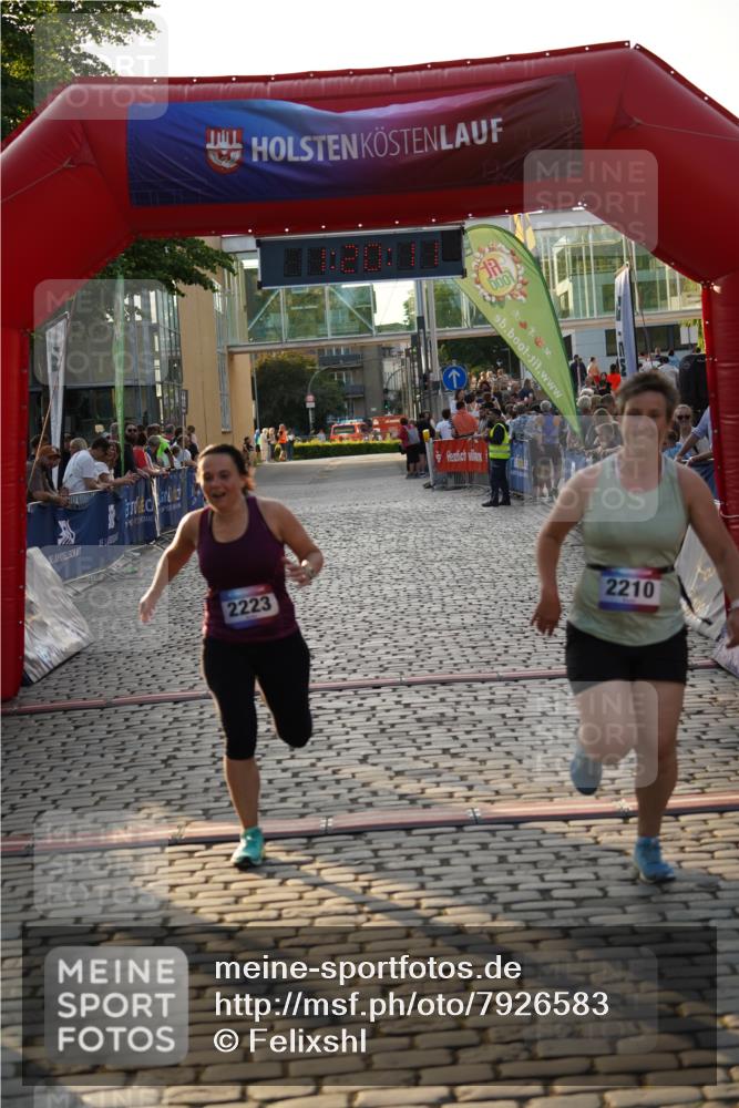 13.06.2025 - Holstenköstenlauf Felixshl http://msf.ph/oto/7926583 13.06.2025 20:20:10 Laufen 2210, 2223 meine-sportfotos.de