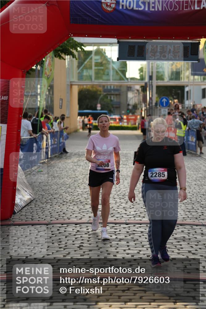 13.06.2025 - Holstenköstenlauf Felixshl http://msf.ph/oto/7926603 13.06.2025 20:21:50 Laufen 2208, 2285 meine-sportfotos.de