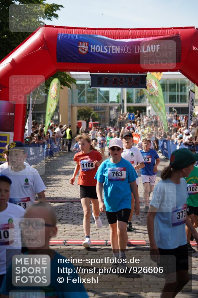 13.06.2025 - Holstenköstenlauf Felixshl http://msf.ph/oto/7926606 13.06.2025 16:38:16 Laufen 24, 232, 245, 250, 252, 377, 513, 763, 913, 915, 919, 1010, 1013, 1020, 1087, 1102, 1168 meine-sportfotos.de