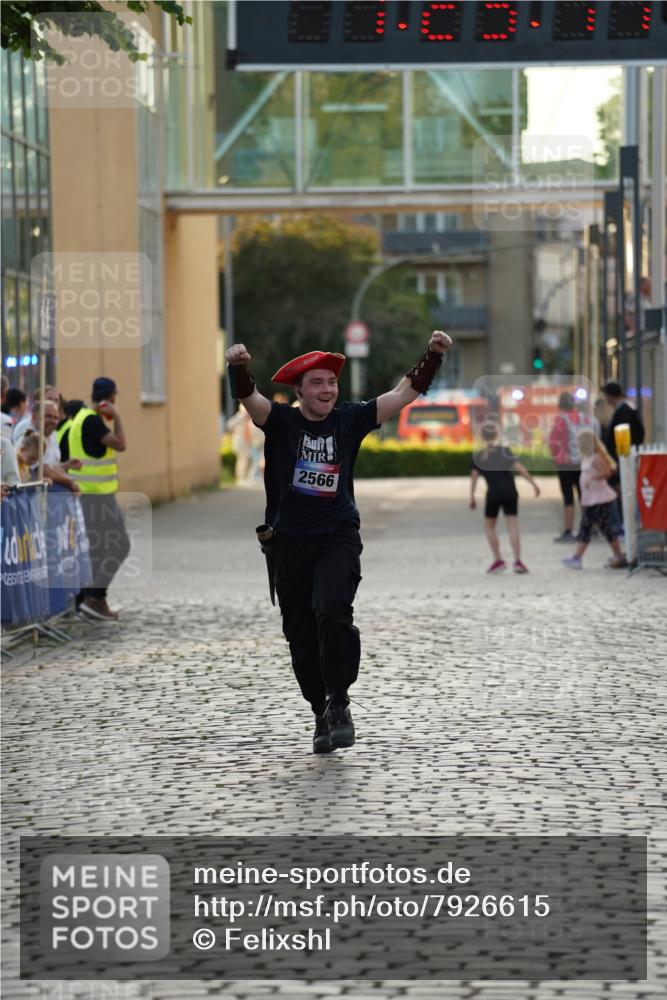 13.06.2025 - Holstenköstenlauf Felixshl http://msf.ph/oto/7926615 13.06.2025 20:23:10 Laufen 2566 meine-sportfotos.de