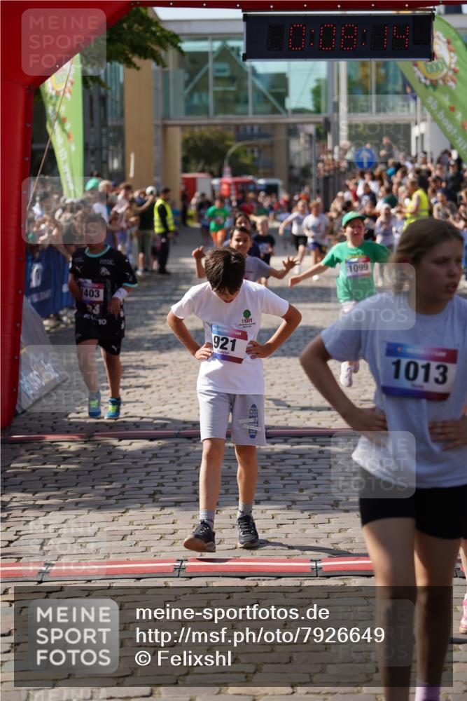 13.06.2025 - Holstenköstenlauf Felixshl http://msf.ph/oto/7926649 13.06.2025 16:38:29 Laufen 240, 243, 244, 519, 780, 916, 921, 1007, 1025, 1099, 1340, 1350, 1403, 1933 meine-sportfotos.de