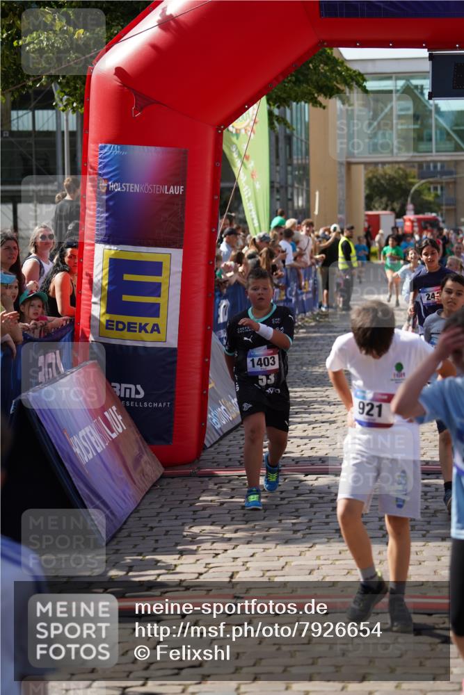 13.06.2025 - Holstenköstenlauf Felixshl http://msf.ph/oto/7926654 13.06.2025 16:38:29 Laufen 240, 243, 244, 519, 780, 916, 921, 1007, 1025, 1099, 1340, 1350, 1403, 1933 meine-sportfotos.de