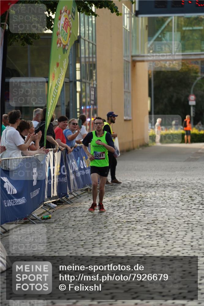 13.06.2025 - Holstenköstenlauf Felixshl http://msf.ph/oto/7926679 13.06.2025 20:25:07 Laufen 3281 meine-sportfotos.de