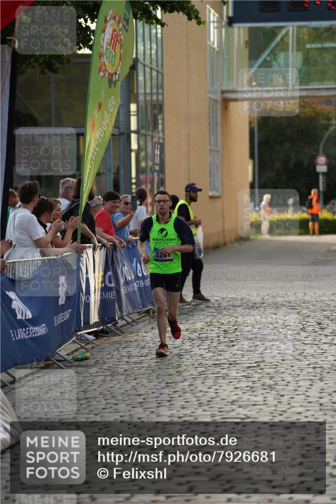 13.06.2025 - Holstenköstenlauf Felixshl http://msf.ph/oto/7926681 13.06.2025 20:25:07 Laufen 3281 meine-sportfotos.de