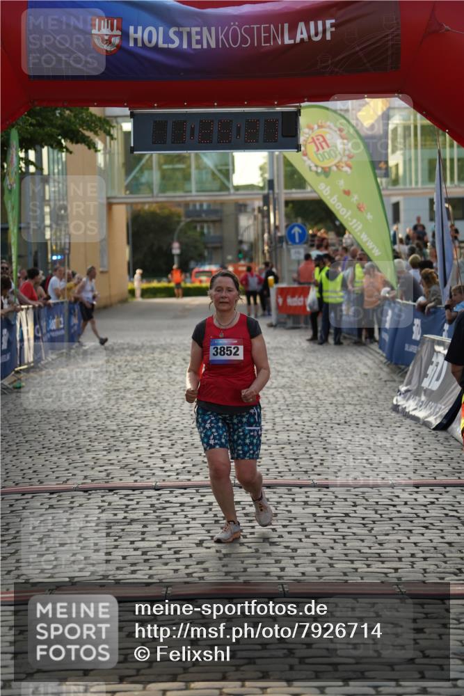 13.06.2025 - Holstenköstenlauf Felixshl http://msf.ph/oto/7926714 13.06.2025 20:25:27 Laufen 3852 meine-sportfotos.de