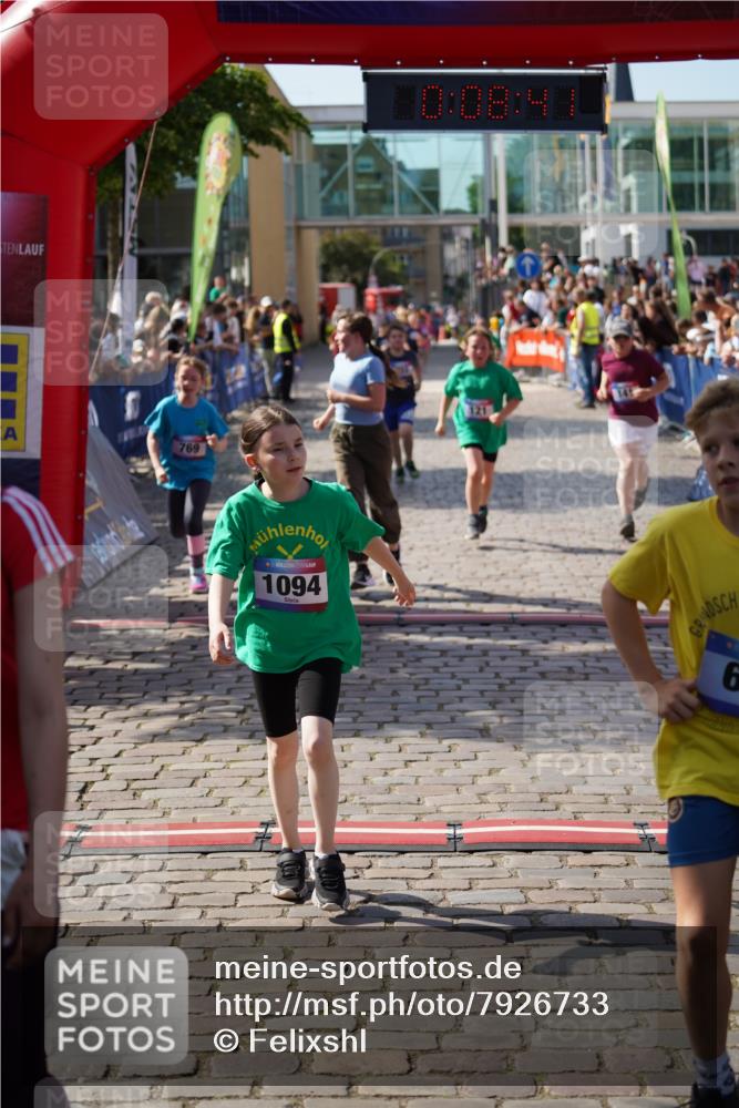 13.06.2025 - Holstenköstenlauf Felixshl http://msf.ph/oto/7926733 13.06.2025 16:38:56 Laufen 121, 141, 503, 769, 1088, 1094, 1234, 1418 meine-sportfotos.de