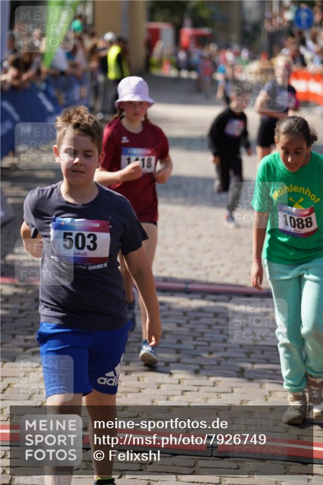 13.06.2025 - Holstenköstenlauf Felixshl http://msf.ph/oto/7926749 13.06.2025 16:39:04 Laufen 784, 1024, 1088, 1239, 1243, 1245, 1418 meine-sportfotos.de