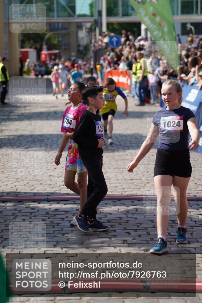13.06.2025 - Holstenköstenlauf Felixshl http://msf.ph/oto/7926763 13.06.2025 16:39:07 Laufen 372, 774, 784, 1024, 1239, 1243, 1245, 1418 meine-sportfotos.de