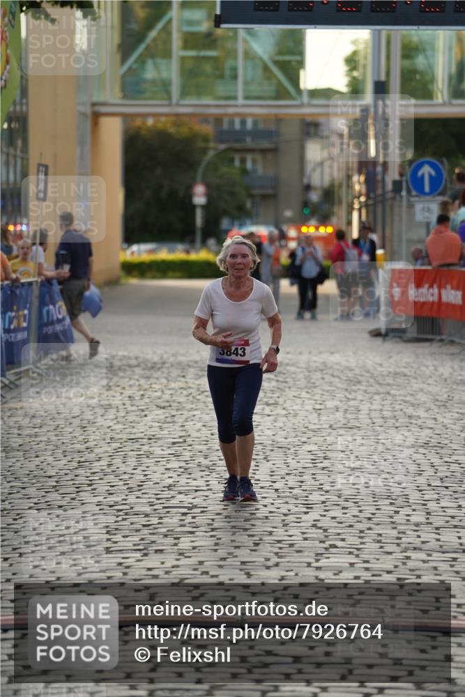 13.06.2025 - Holstenköstenlauf Felixshl http://msf.ph/oto/7926764 13.06.2025 20:27:27 Laufen 3843 meine-sportfotos.de