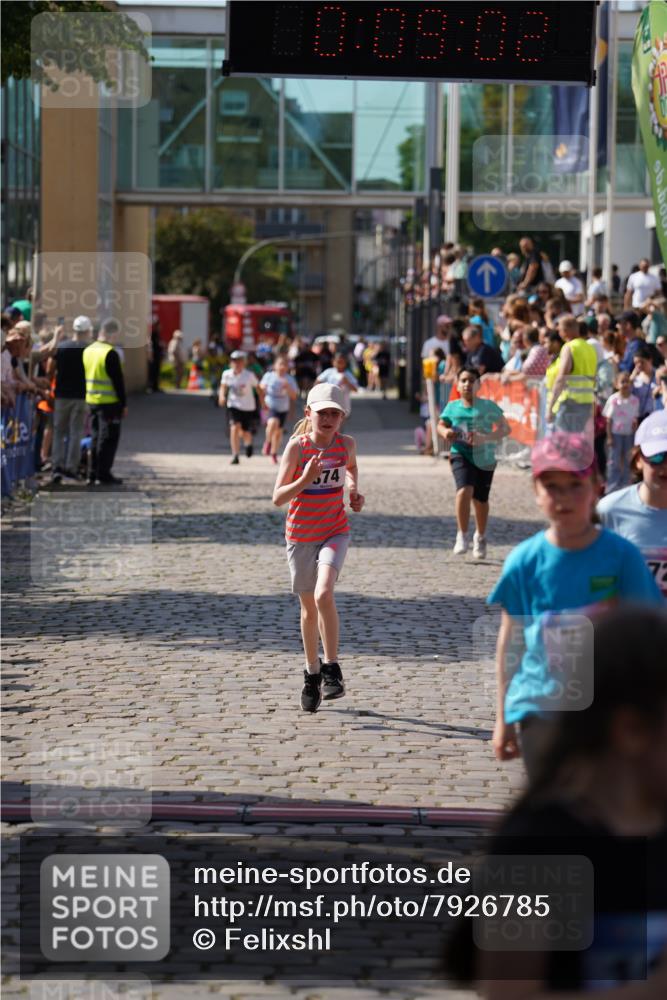 13.06.2025 - Holstenköstenlauf Felixshl http://msf.ph/oto/7926785 13.06.2025 16:39:16 Laufen 368, 372, 374, 514, 774 meine-sportfotos.de