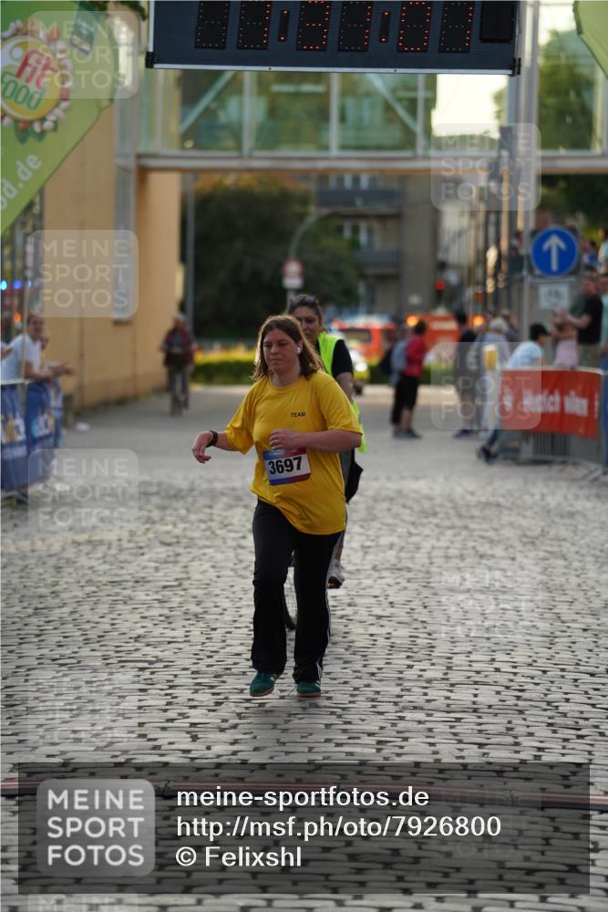 13.06.2025 - Holstenköstenlauf Felixshl http://msf.ph/oto/7926800 13.06.2025 20:31:00 Laufen 3697 meine-sportfotos.de