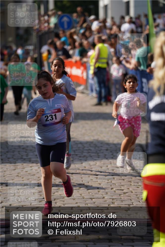13.06.2025 - Holstenköstenlauf Felixshl http://msf.ph/oto/7926803 13.06.2025 16:39:25 Laufen 231, 242, 651, 914, 1089, 1104, 1105, 1235 meine-sportfotos.de