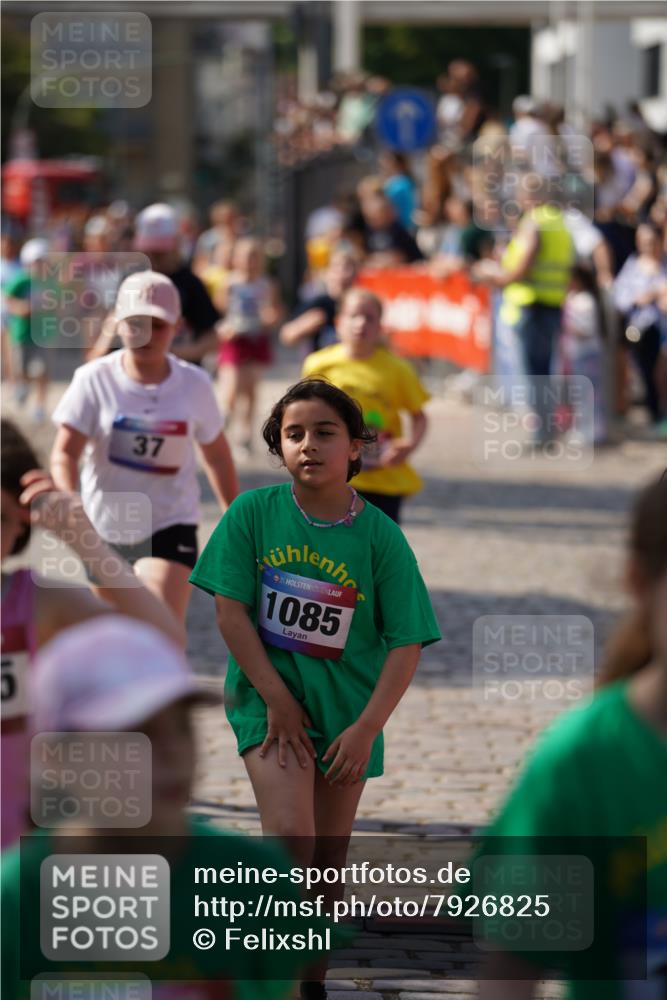 13.06.2025 - Holstenköstenlauf Felixshl http://msf.ph/oto/7926825 13.06.2025 16:39:35 Laufen 37, 524, 530, 642, 909, 1085, 1105, 1235 meine-sportfotos.de