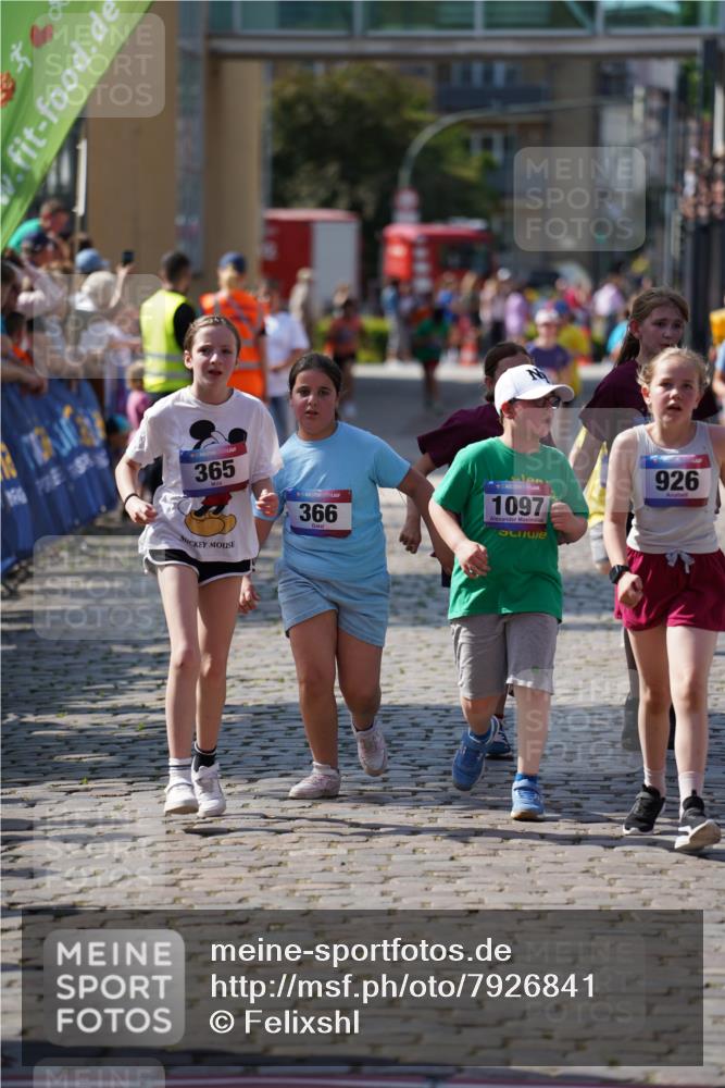 13.06.2025 - Holstenköstenlauf Felixshl http://msf.ph/oto/7926841 13.06.2025 16:39:44 Laufen 133, 140, 365, 366, 530, 641, 648, 650, 778, 909, 926, 1097 meine-sportfotos.de