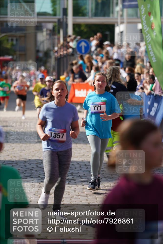 13.06.2025 - Holstenköstenlauf Felixshl http://msf.ph/oto/7926861 13.06.2025 16:39:52 Laufen 133, 140, 365, 366, 531, 648, 650, 771, 778, 1097, 1357 meine-sportfotos.de