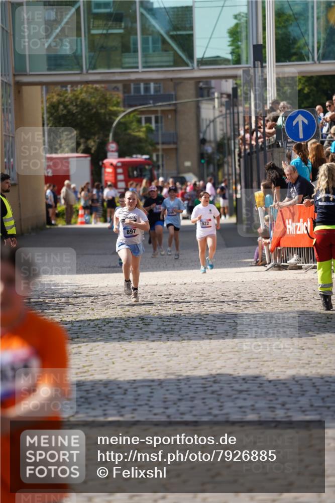 13.06.2025 - Holstenköstenlauf Felixshl http://msf.ph/oto/7926885 13.06.2025 16:40:09 Laufen 897, 1093, 1938 meine-sportfotos.de