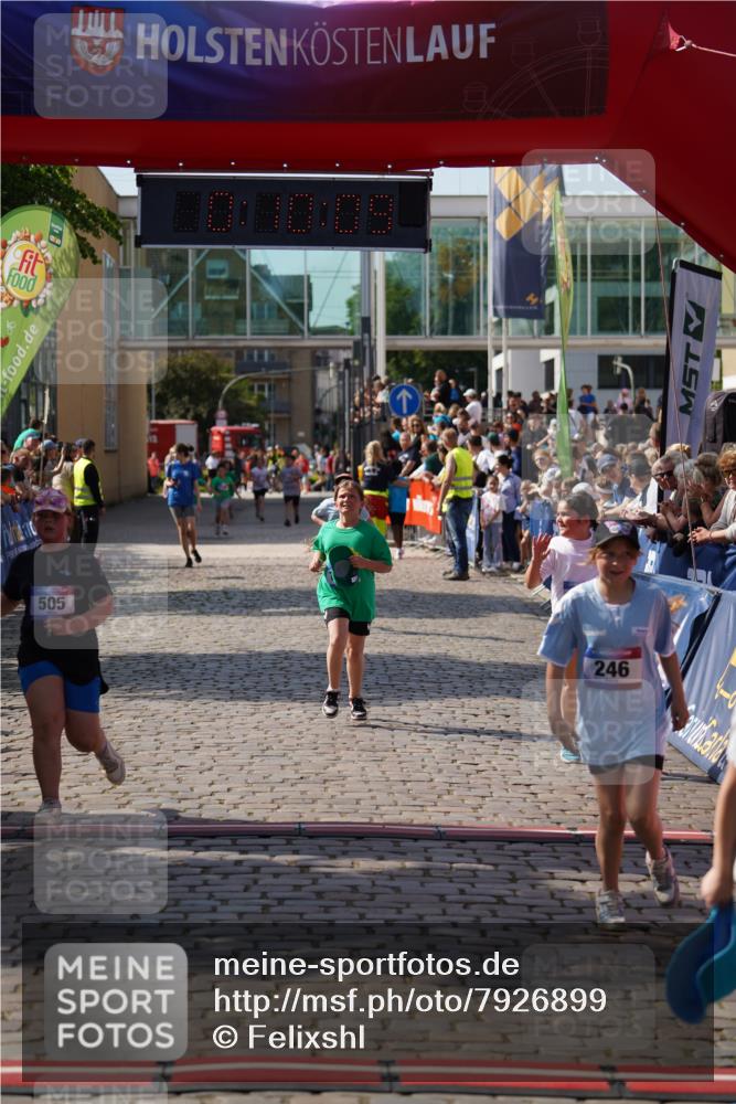 13.06.2025 - Holstenköstenlauf Felixshl http://msf.ph/oto/7926899 13.06.2025 16:40:23 Laufen 246, 505, 922, 1078, 1086 meine-sportfotos.de