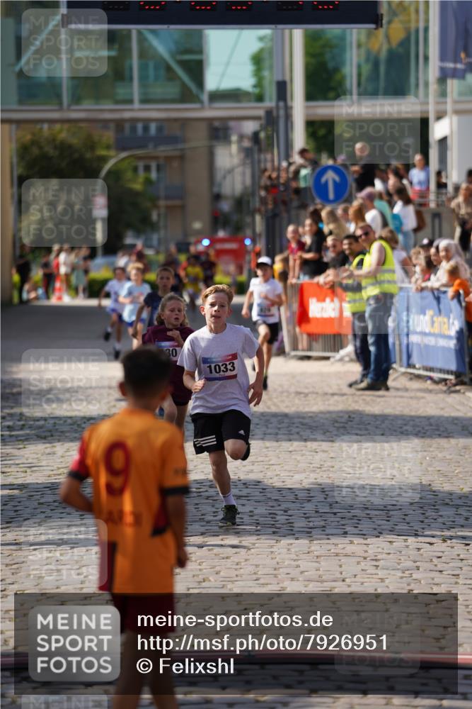13.06.2025 - Holstenköstenlauf Felixshl http://msf.ph/oto/7926951 13.06.2025 16:50:15 Laufen 28, 102, 130, 929, 1033, 1251 meine-sportfotos.de