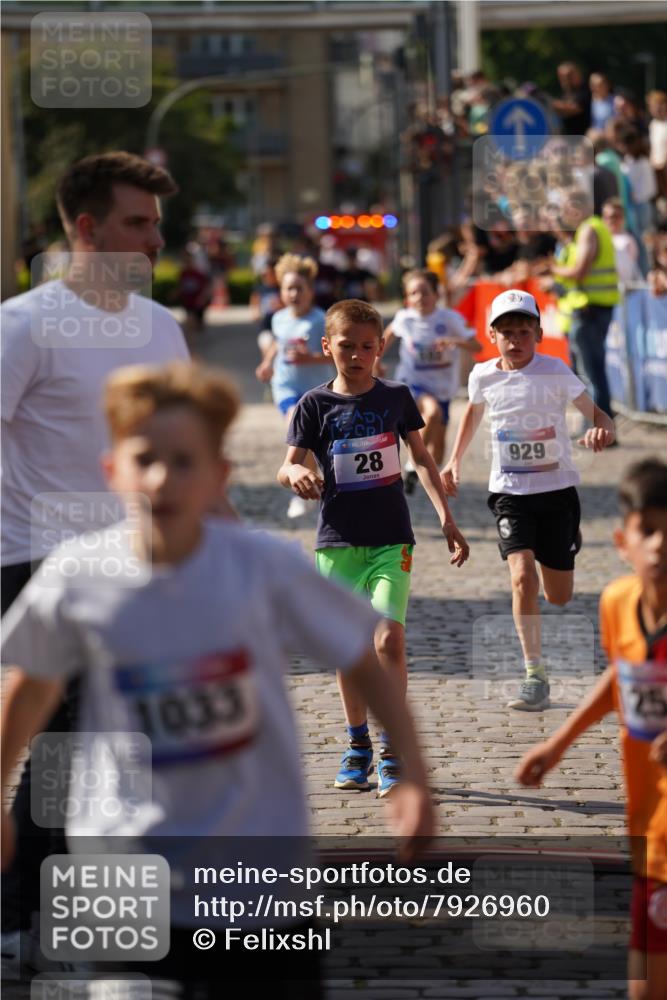 13.06.2025 - Holstenköstenlauf Felixshl http://msf.ph/oto/7926960 13.06.2025 16:50:20 Laufen 28, 102, 130, 409, 929, 1033 meine-sportfotos.de