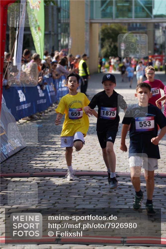 13.06.2025 - Holstenköstenlauf Felixshl http://msf.ph/oto/7926980 13.06.2025 16:50:30 Laufen 143, 553, 659, 1265, 1875, 1892 meine-sportfotos.de