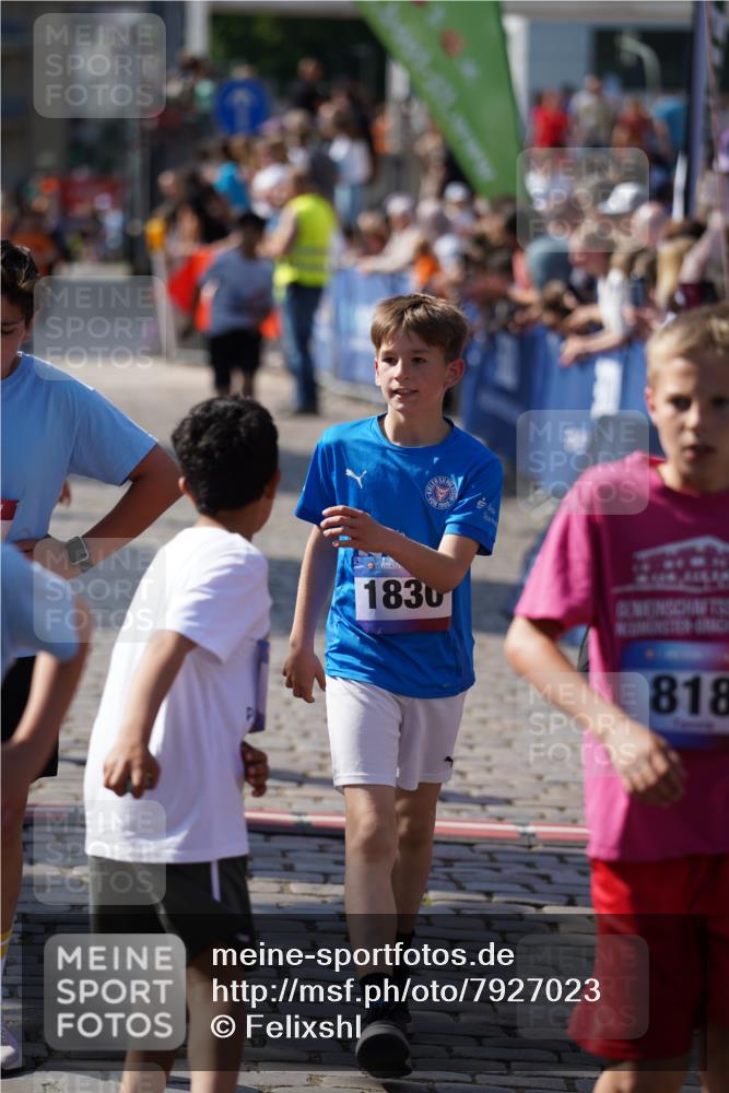 13.06.2025 - Holstenköstenlauf Felixshl http://msf.ph/oto/7927023 13.06.2025 16:50:52 Laufen 144, 270, 407, 408, 818, 940, 1117, 1123, 1124, 1363, 1409, 1830, 1848 meine-sportfotos.de