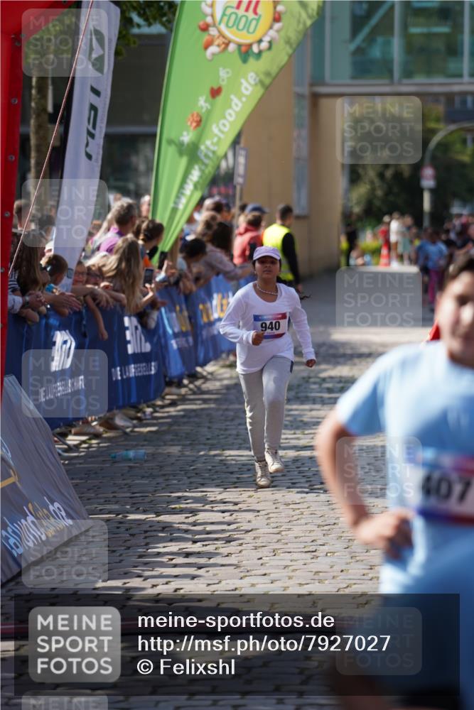13.06.2025 - Holstenköstenlauf Felixshl http://msf.ph/oto/7927027 13.06.2025 16:50:54 Laufen 144, 270, 407, 818, 940, 1117, 1124, 1363, 1409, 1830 meine-sportfotos.de